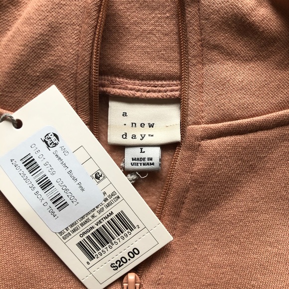 Cropped quarter-zip - Picture 3 of 3